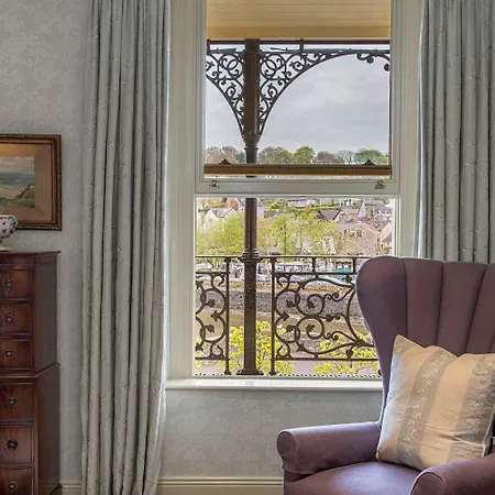 בית הארחה Perryville House 4*