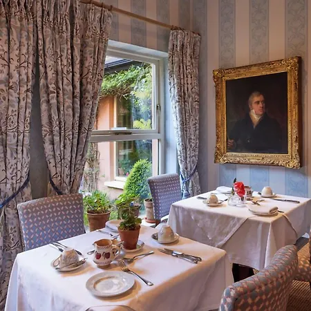 Perryville House בית הארחה