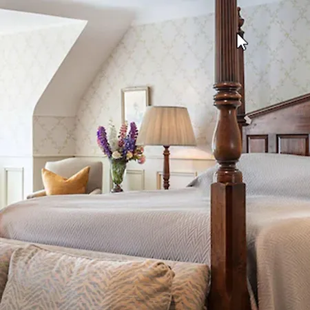 Perryville House 4*