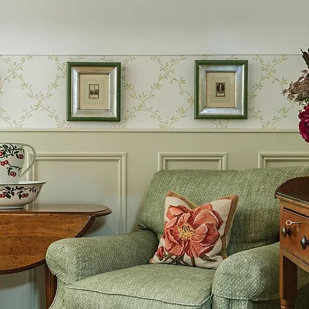 Perryville House בית הארחה 4*