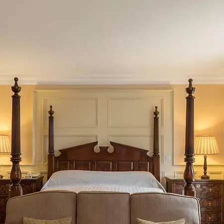 Perryville House 4*