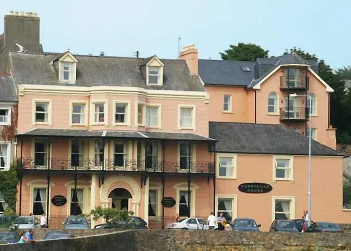 Perryville House Konukevi 4*